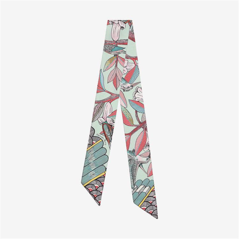 Luxuryยี่ห้อHummingbirdพิมพ์ผ้ - Ascot Neck Scarf บทวิจารณ์และราคา